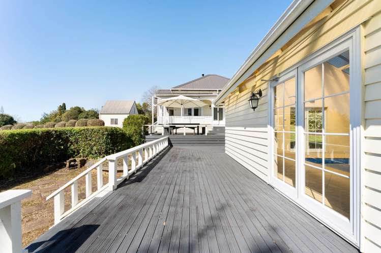 306 Glengarry Road Glen Eden_20