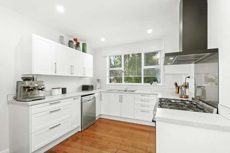 15 Waddington Drive_1