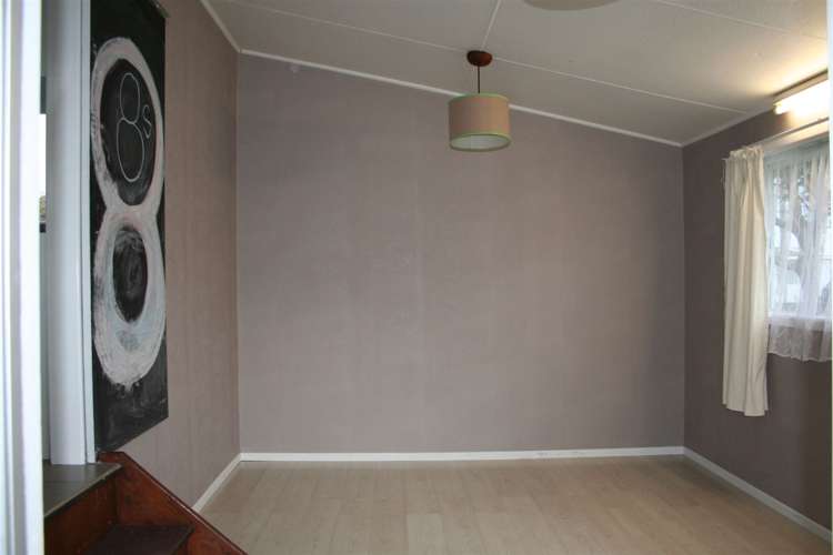 3 Clifton Drive Waitara_14