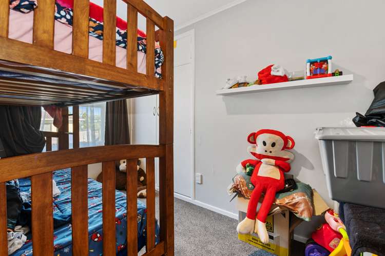 140 Clayton Road Mangakakahi_8