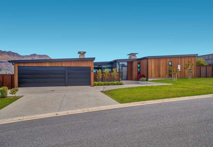61 Infinity Drive Wanaka_9