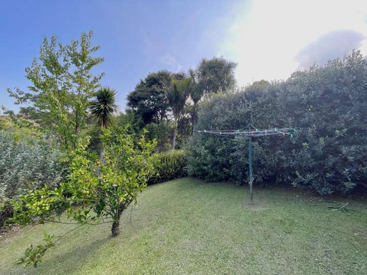 28 Warner Park Avenue Laingholm_21