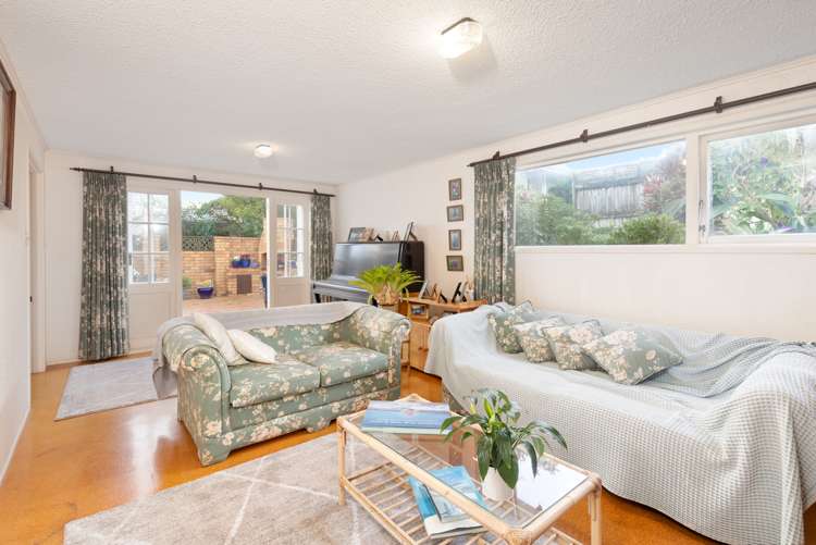 51 Gordon Avenue Forrest Hill_8