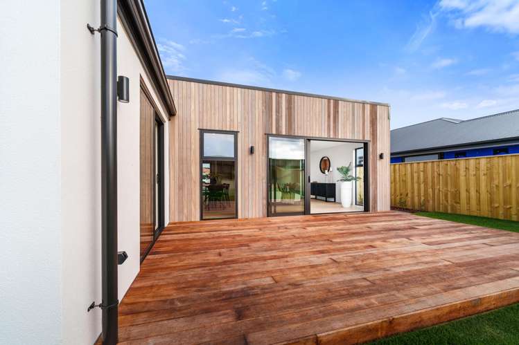 22 Greenslade Drive Lincoln_28