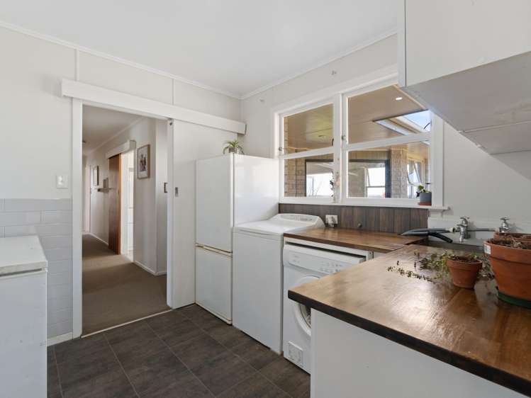 112 Grove Road Te Pahu_18