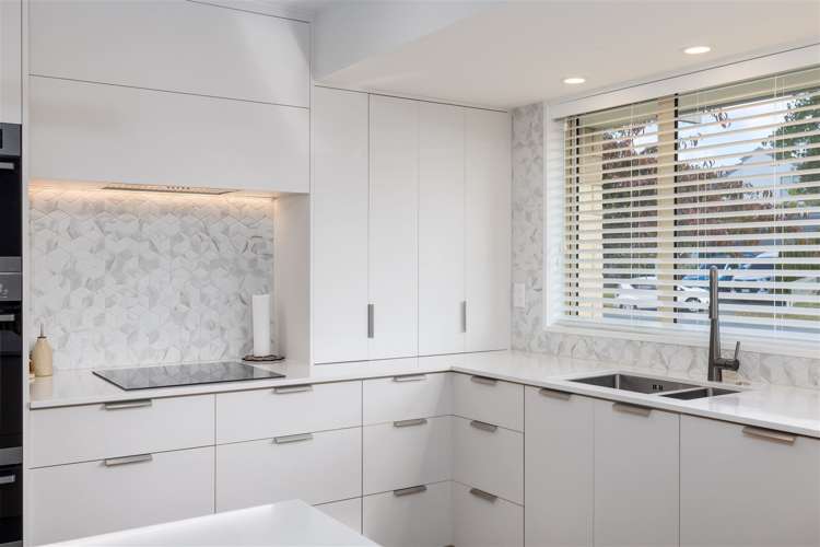 36 Mcmahon Drive Aidanfield_6