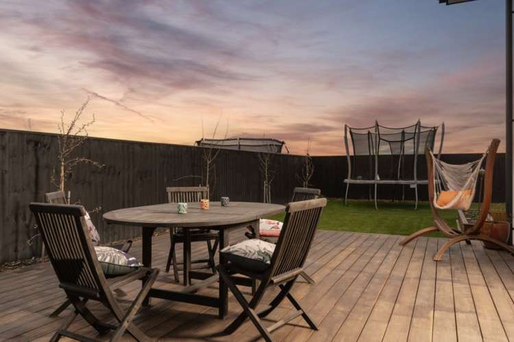 71 Halpin Drive Lincoln_26