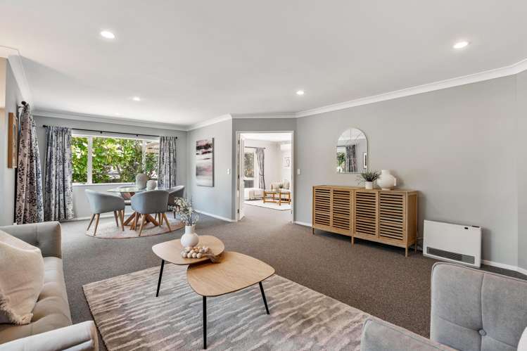 4 Mary Forgham Drive Greenhithe_5