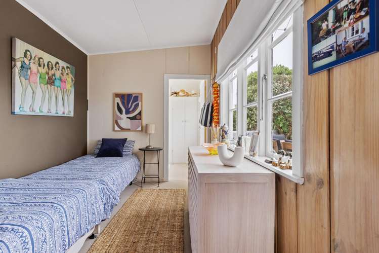 32 Blue Pacific Parade Riversdale Beach_9