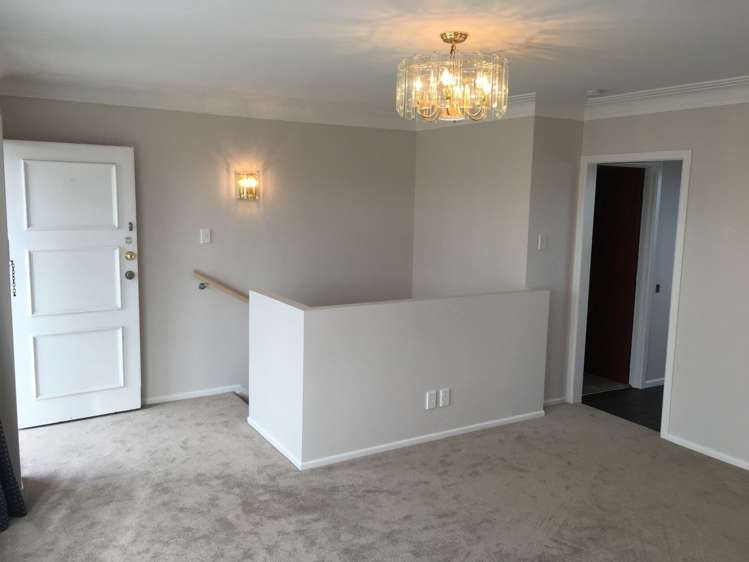 2/29 Clonbern Road Remuera_11