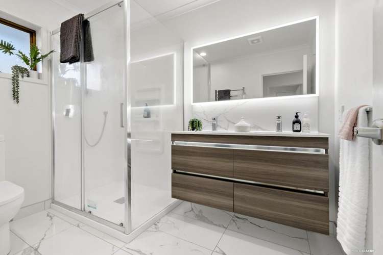 3/8 Woodbine Avenue Greenlane_7