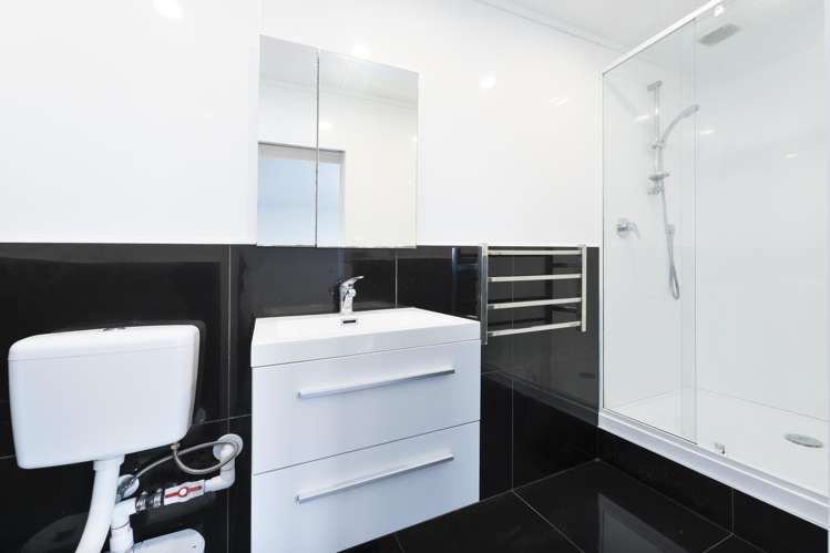 3 Spargo Road Massey_12