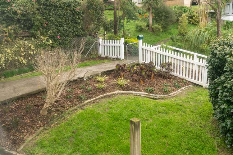 67 Te Wharepouri Street Berhampore_17