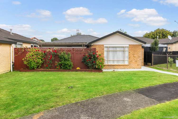 1b Charlenne Close Ranui_17