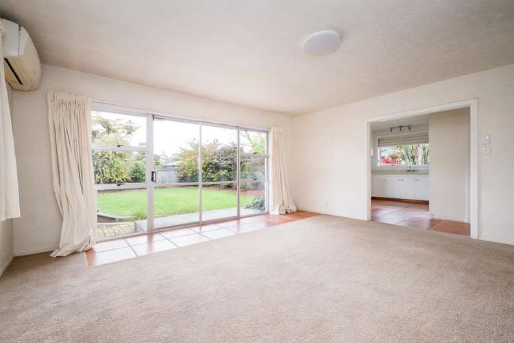 2/77 Mays Road_4
