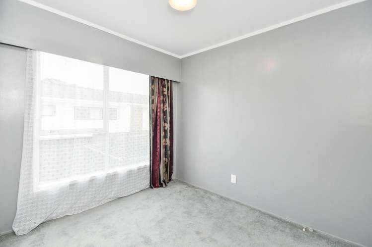 1/4 Sentosa Place Clover Park_6