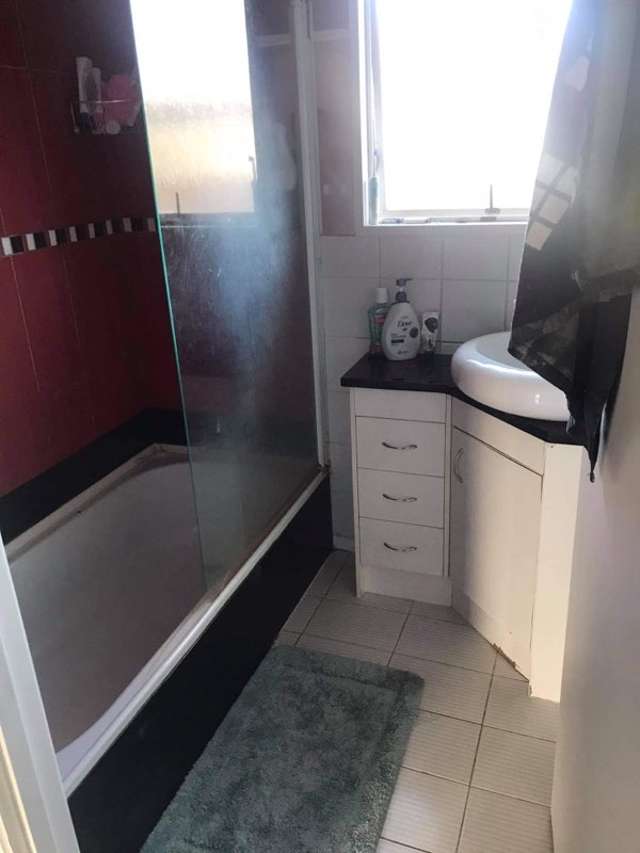 1/32 Latham Avenue Pakuranga_4