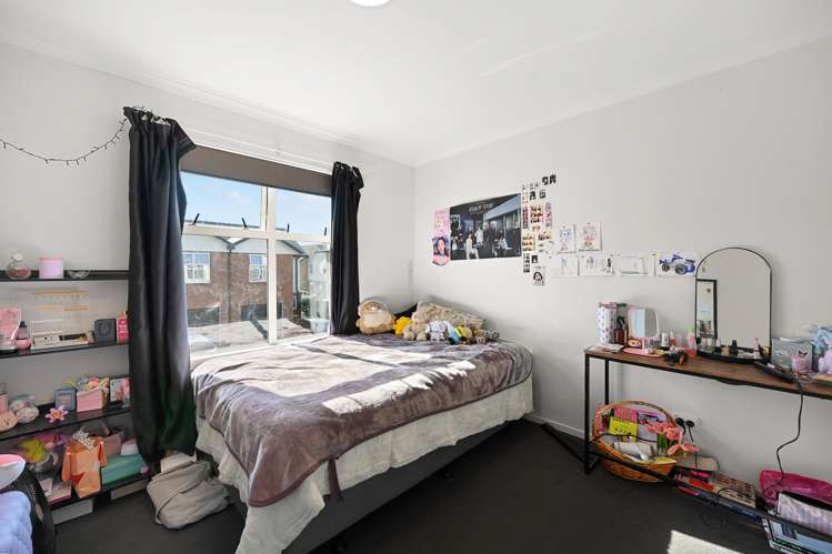 49 Chiefs Court Hamilton East_10