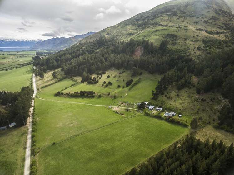 252 Hawea Back Road Hawea Flat_12