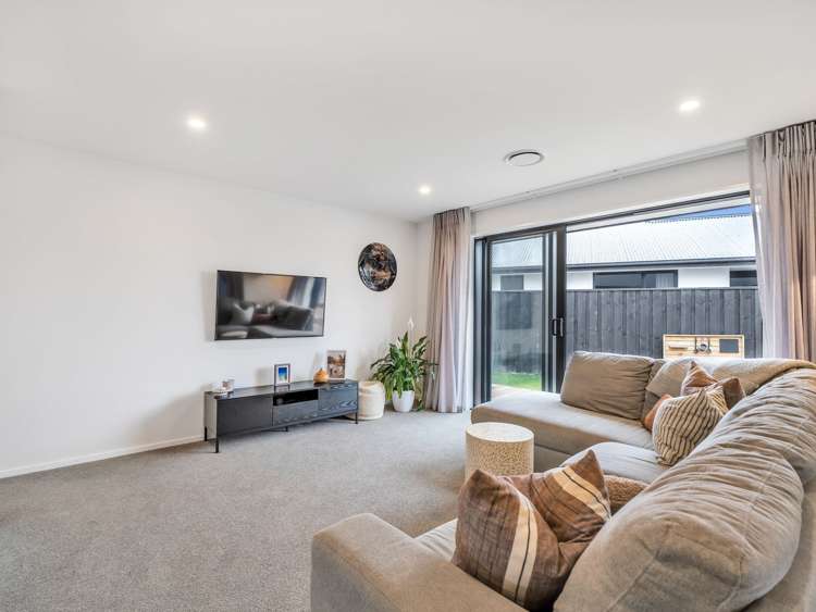 13 Stackwood Avenue Ravenswood_11