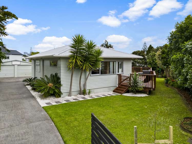 38 Graham Avenue Te Atatu Peninsula_16