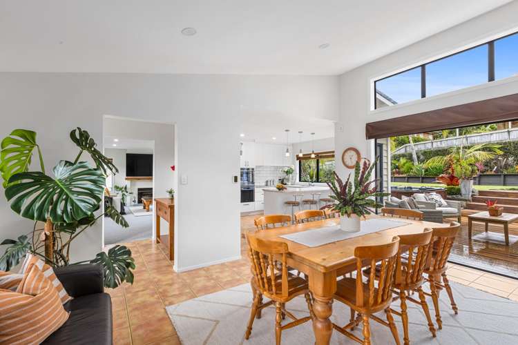 57 Waldorf Crescent Orewa_12