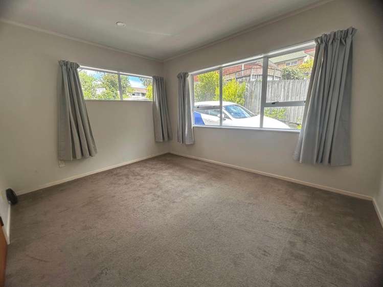 1/16 Cambric Place Botany Downs_9