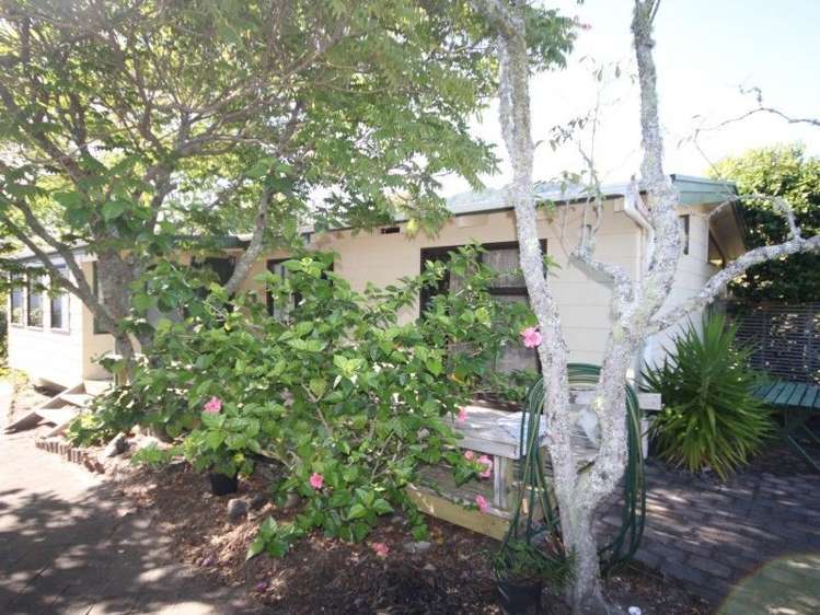 20 Monarch Grove Pauanui_21