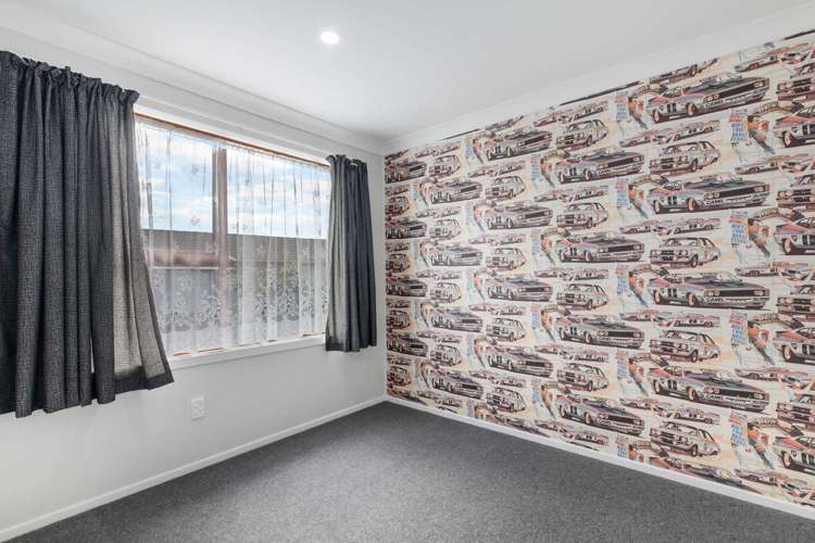 21 Kelman Road Kelston_11