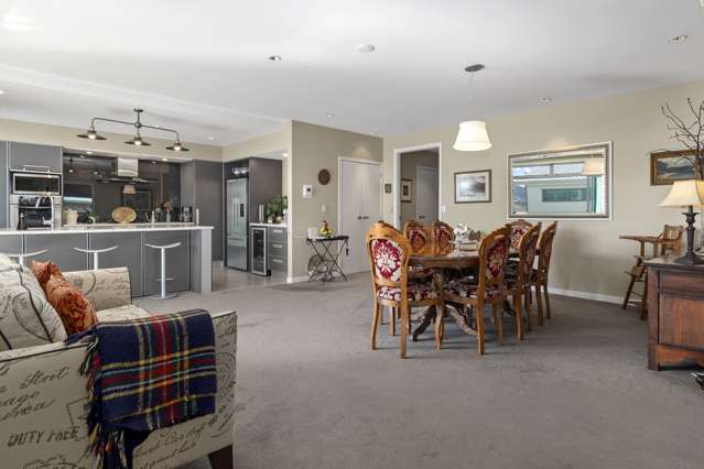 2/52 Dp Cliff Road Tauranga Central_1