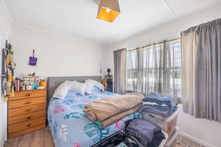 64 Vodanovich Road Te Atatu South_17