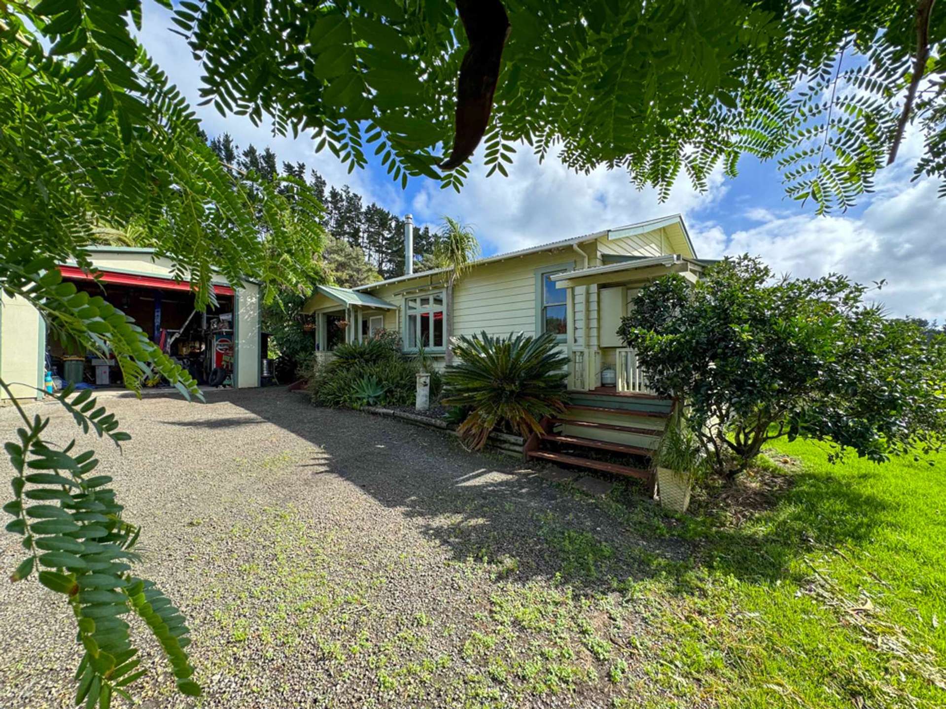 2442 South Head Road Helensville_0