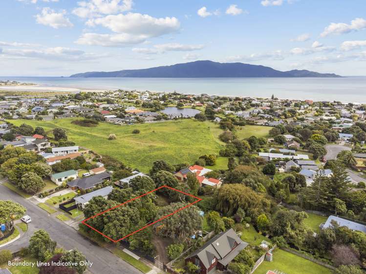 53 Queens Road Waikanae Beach_11