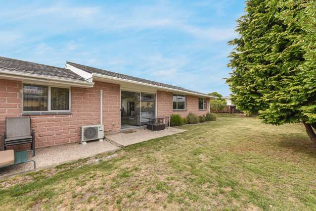 2/4a Arapiki Road Stoke_1