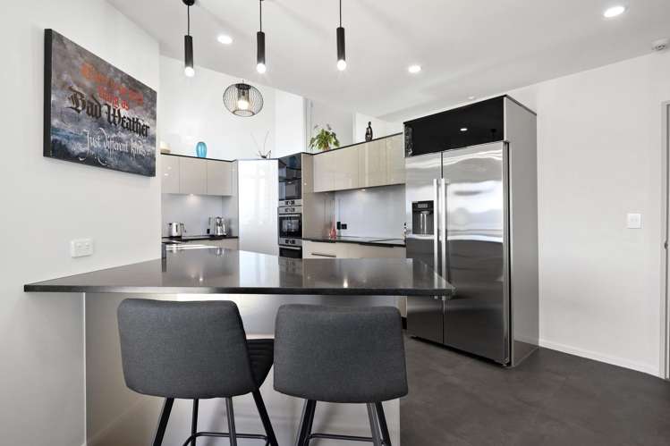 55 Ferry Road Days Bay_8