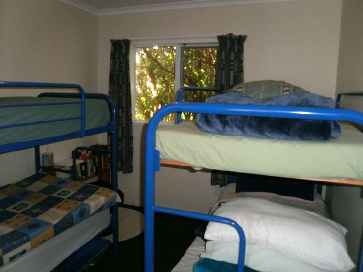 10 Chaslands Highway Papatowai/Pounawea_11