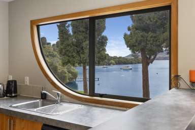 2/870 Acacia Bay Road_1