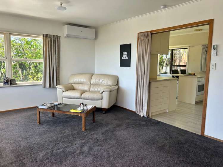 2/40 Ocean View Road Hillcrest_6