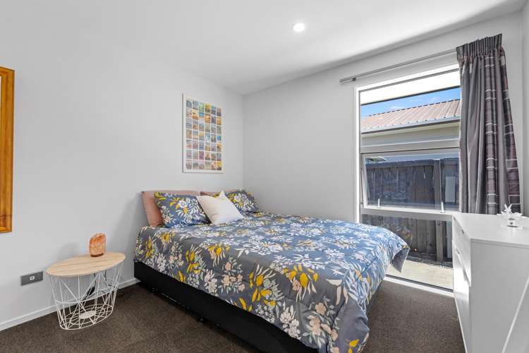 7A Sylvia Street Parklands_9