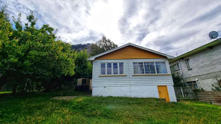 20 Isle Street Queenstown_6