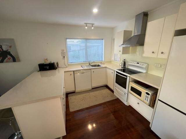 2/54 Doyly Drive Stanmore Bay_2