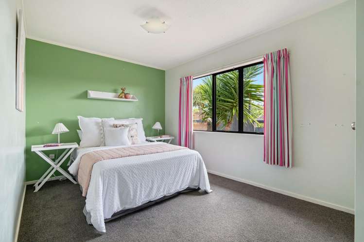 15A Ngahere Views Orewa_13