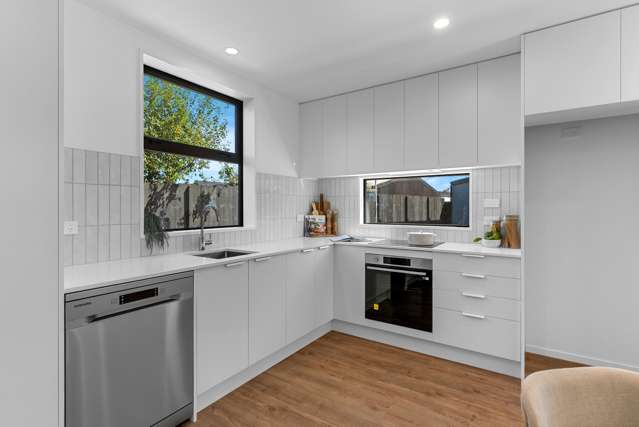 2/15 Feilding Street Addington_4