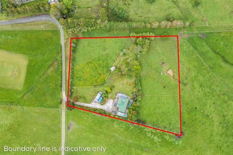 34 Naumai Road Tauhoa_16