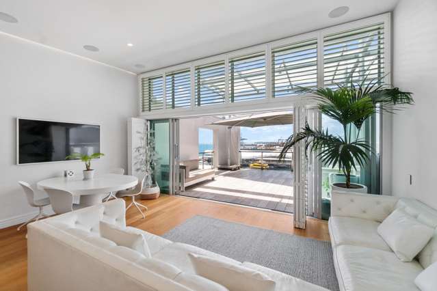 Sophisticated Viaduct Living