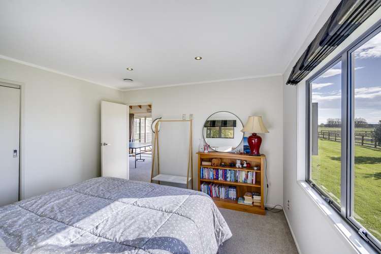 135 Crystall Road Pakipaki_16