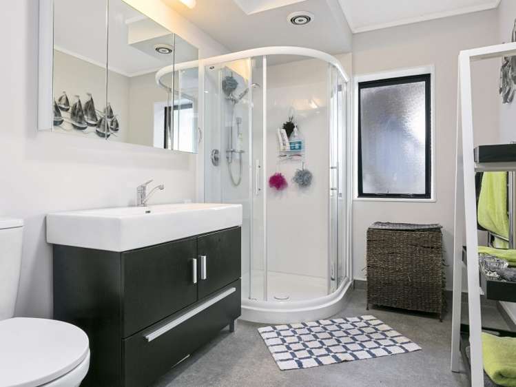 5 Knox Place Leamington_16