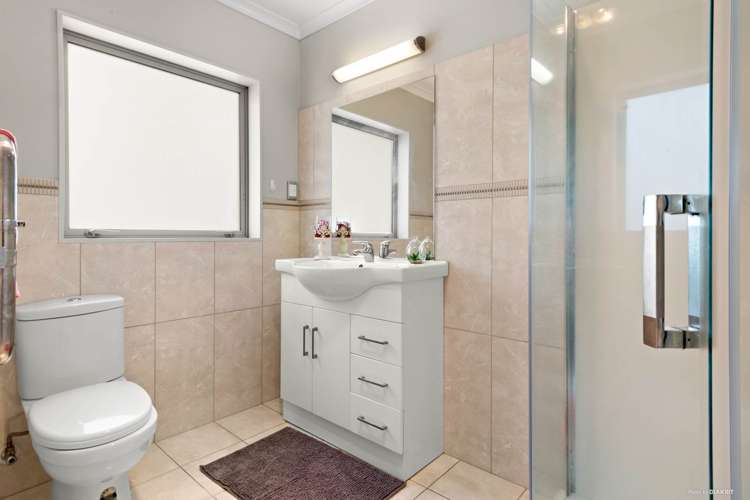 19 Kokako Rise Papakura_7