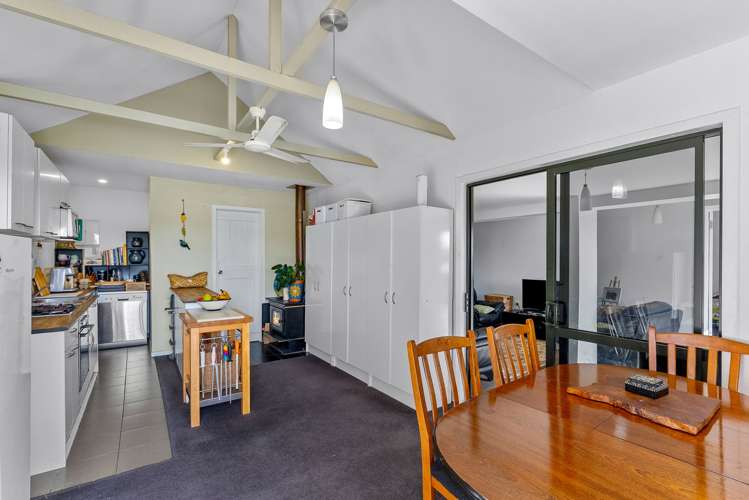 27 Waterview Crescent Kaiwaka_8