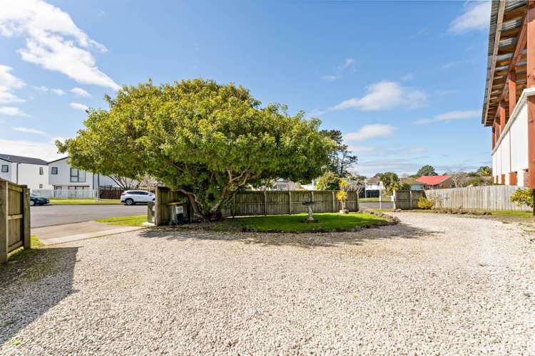 22 Granville Drive Massey_13